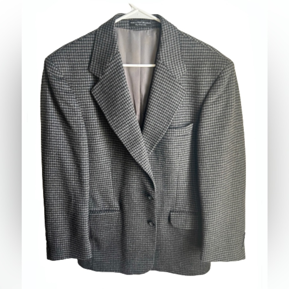 Gianfranco sport jacket cashmere blend fabric made in Italy. Size short 38.